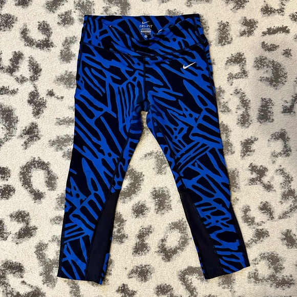 Nike Dri-Fit Running Capris - Picture 1 of 8